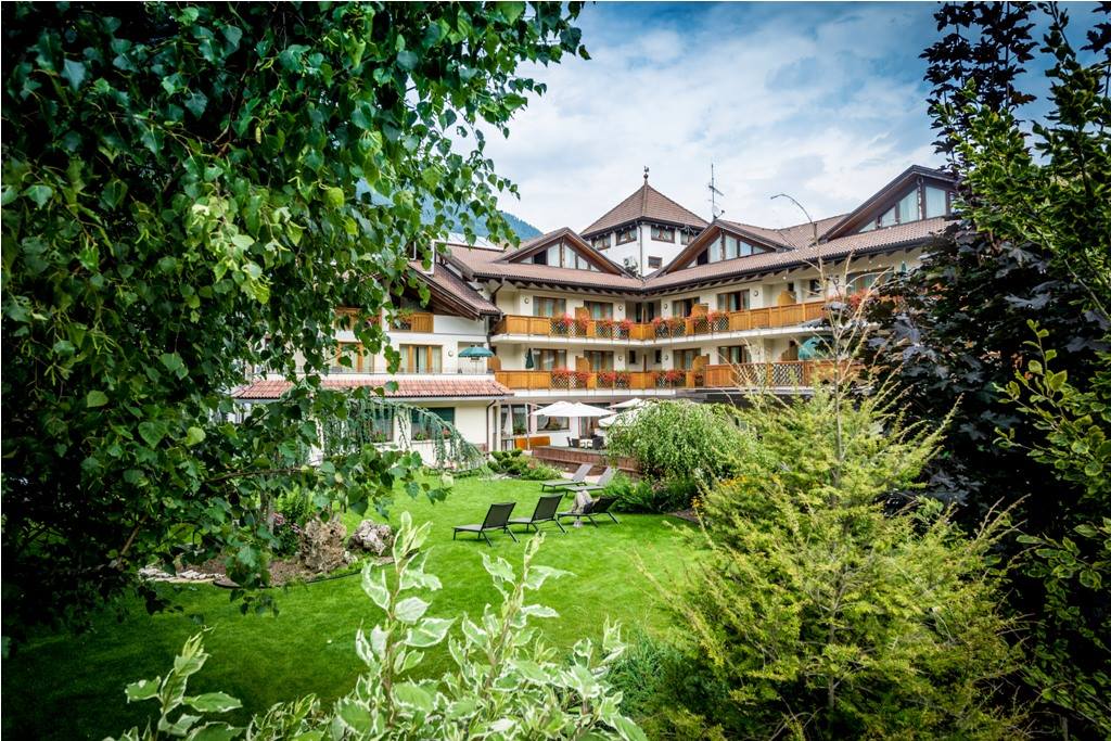 Hotel Tevini Dolomites Charming
