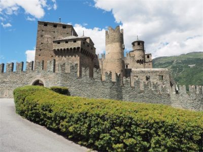 Tour dei castelli medievali in Valle d'Aosta