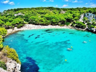 Un tuffo tra i colori delle Baleari