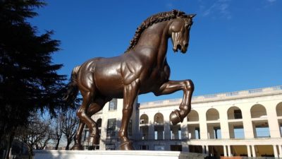 A Milano la più grande statua equestre del mondo, il cavallo di Leonardo