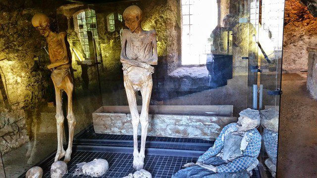 ferentillo museo mummie cover