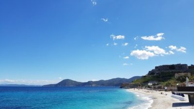 Spiaggia delle Ghiaie all’Isola d’Elba, a Portoferraio