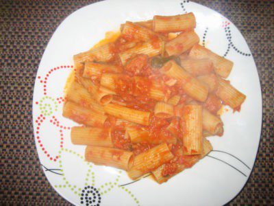 pasta tonno pomodoro cover