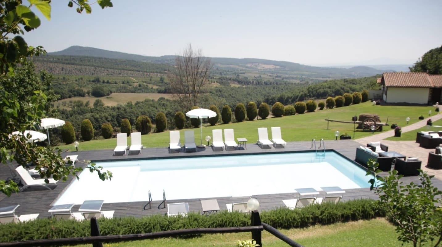 resort-borgo-san-faustino