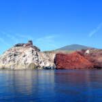 La mini Giraglia, l'isola di Capraia in barca a vela in maggio