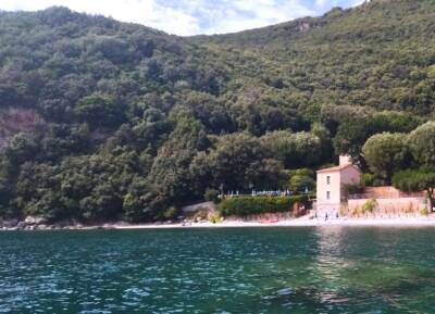 Un villaggio “glamping” sul mare del Cilento: prenota con lo sconto entro il 30 aprile